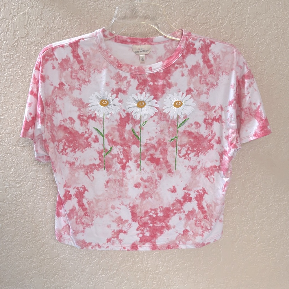 NWOT! Self Esteem Tie-Dyed Daisy Shirt